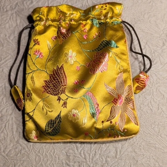 Coach Corner Zip Pebbled Leather Wristlet in Red And Gold - Picture 12 of 12